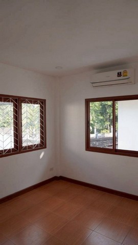 ประกาศฟรี! ซื้อ-ขาย-เช่า คอนโด บ้าน ทาวน์โฮม ที่ดิน และพื้นที่เชิงพาณิชย์ทั่วประเทศไทย ทุกทำเล ทุกงบประมาณ ไม่มีค่าใช้จ่าย ลงง่าย ขายไว เข้าถึงผู้ซื้อโดยตรง 4 248528pic3.jpg