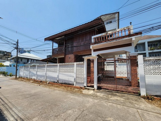 ประกาศฟรี! ซื้อ-ขาย-เช่า คอนโด บ้าน ทาวน์โฮม ที่ดิน และพื้นที่เชิงพาณิชย์ทั่วประเทศไทย ทุกทำเล ทุกงบประมาณ ไม่มีค่าใช้จ่าย ลงง่าย ขายไว เข้าถึงผู้ซื้อโดยตรง 2 510720pic1.jpg