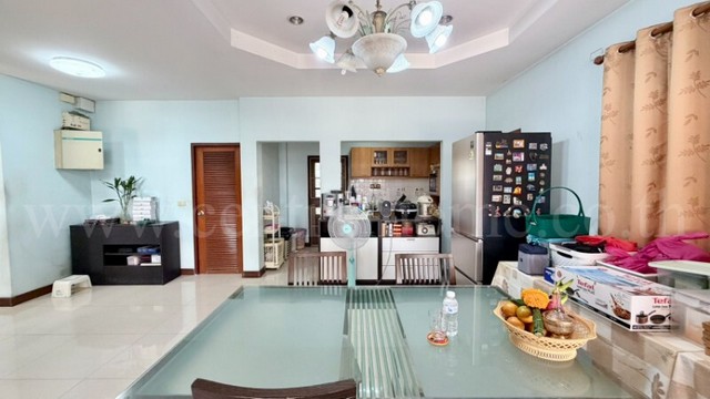 ประกาศฟรี! ซื้อ-ขาย-เช่า คอนโด บ้าน ทาวน์โฮม ที่ดิน และพื้นที่เชิงพาณิชย์ทั่วประเทศไทย ทุกทำเล ทุกงบประมาณ ไม่มีค่าใช้จ่าย ลงง่าย ขายไว เข้าถึงผู้ซื้อโดยตรง 5 248570pic4.jpg