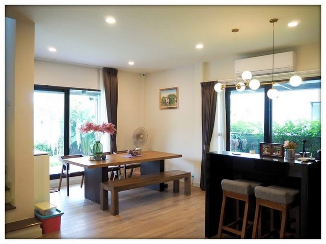 ประกาศฟรี! ซื้อ-ขาย-เช่า คอนโด บ้าน ทาวน์โฮม ที่ดิน และพื้นที่เชิงพาณิชย์ทั่วประเทศไทย ทุกทำเล ทุกงบประมาณ ไม่มีค่าใช้จ่าย ลงง่าย ขายไว เข้าถึงผู้ซื้อโดยตรง 2 510896pic1.jpg