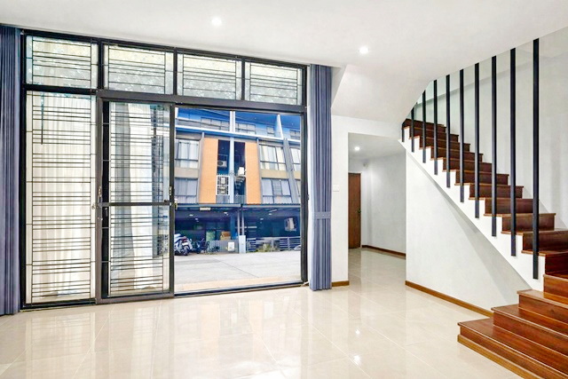 ประกาศฟรี! ซื้อ-ขาย-เช่า คอนโด บ้าน ทาวน์โฮม ที่ดิน และพื้นที่เชิงพาณิชย์ทั่วประเทศไทย ทุกทำเล ทุกงบประมาณ ไม่มีค่าใช้จ่าย ลงง่าย ขายไว เข้าถึงผู้ซื้อโดยตรง 2 248565pic1.jpg