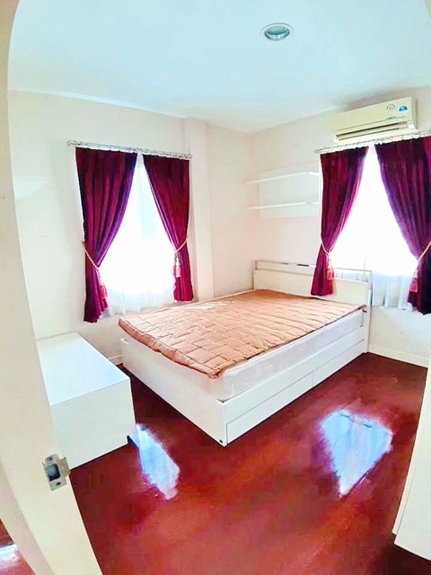 ประกาศฟรี! ซื้อ-ขาย-เช่า คอนโด บ้าน ทาวน์โฮม ที่ดิน และพื้นที่เชิงพาณิชย์ทั่วประเทศไทย ทุกทำเล ทุกงบประมาณ ไม่มีค่าใช้จ่าย ลงง่าย ขายไว เข้าถึงผู้ซื้อโดยตรง 5 248551pic4.jpg