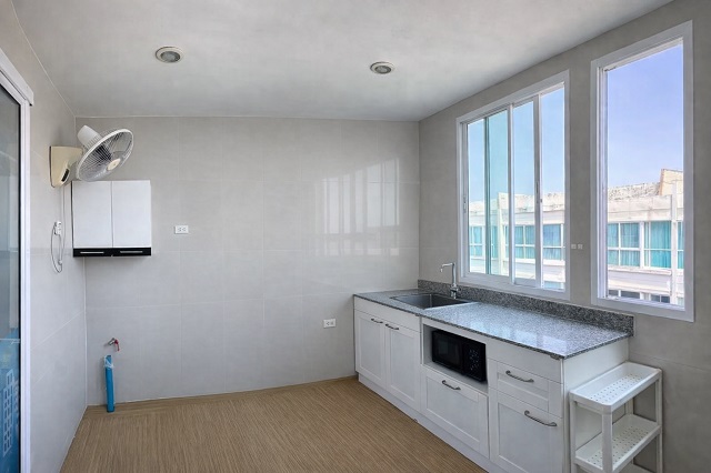 ประกาศฟรี! ซื้อ-ขาย-เช่า คอนโด บ้าน ทาวน์โฮม ที่ดิน และพื้นที่เชิงพาณิชย์ทั่วประเทศไทย ทุกทำเล ทุกงบประมาณ ไม่มีค่าใช้จ่าย ลงง่าย ขายไว เข้าถึงผู้ซื้อโดยตรง 4 248548pic3.jpg