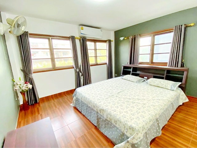 ประกาศฟรี! ซื้อ-ขาย-เช่า คอนโด บ้าน ทาวน์โฮม ที่ดิน และพื้นที่เชิงพาณิชย์ทั่วประเทศไทย ทุกทำเล ทุกงบประมาณ ไม่มีค่าใช้จ่าย ลงง่าย ขายไว เข้าถึงผู้ซื้อโดยตรง 4 248544pic3.jpg