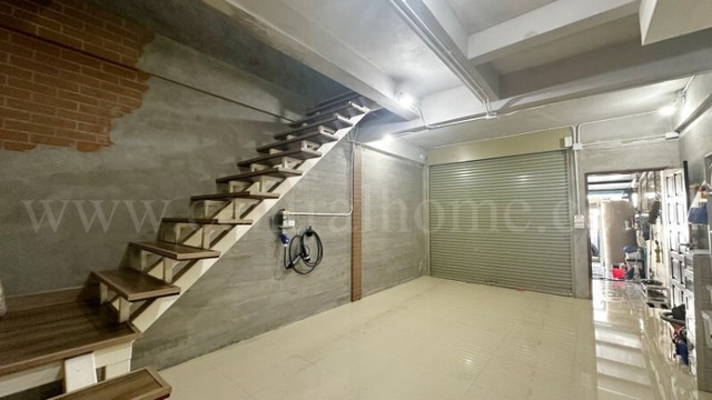 ประกาศฟรี! ซื้อ-ขาย-เช่า คอนโด บ้าน ทาวน์โฮม ที่ดิน และพื้นที่เชิงพาณิชย์ทั่วประเทศไทย ทุกทำเล ทุกงบประมาณ ไม่มีค่าใช้จ่าย ลงง่าย ขายไว เข้าถึงผู้ซื้อโดยตรง 5 293327pic4.jpg