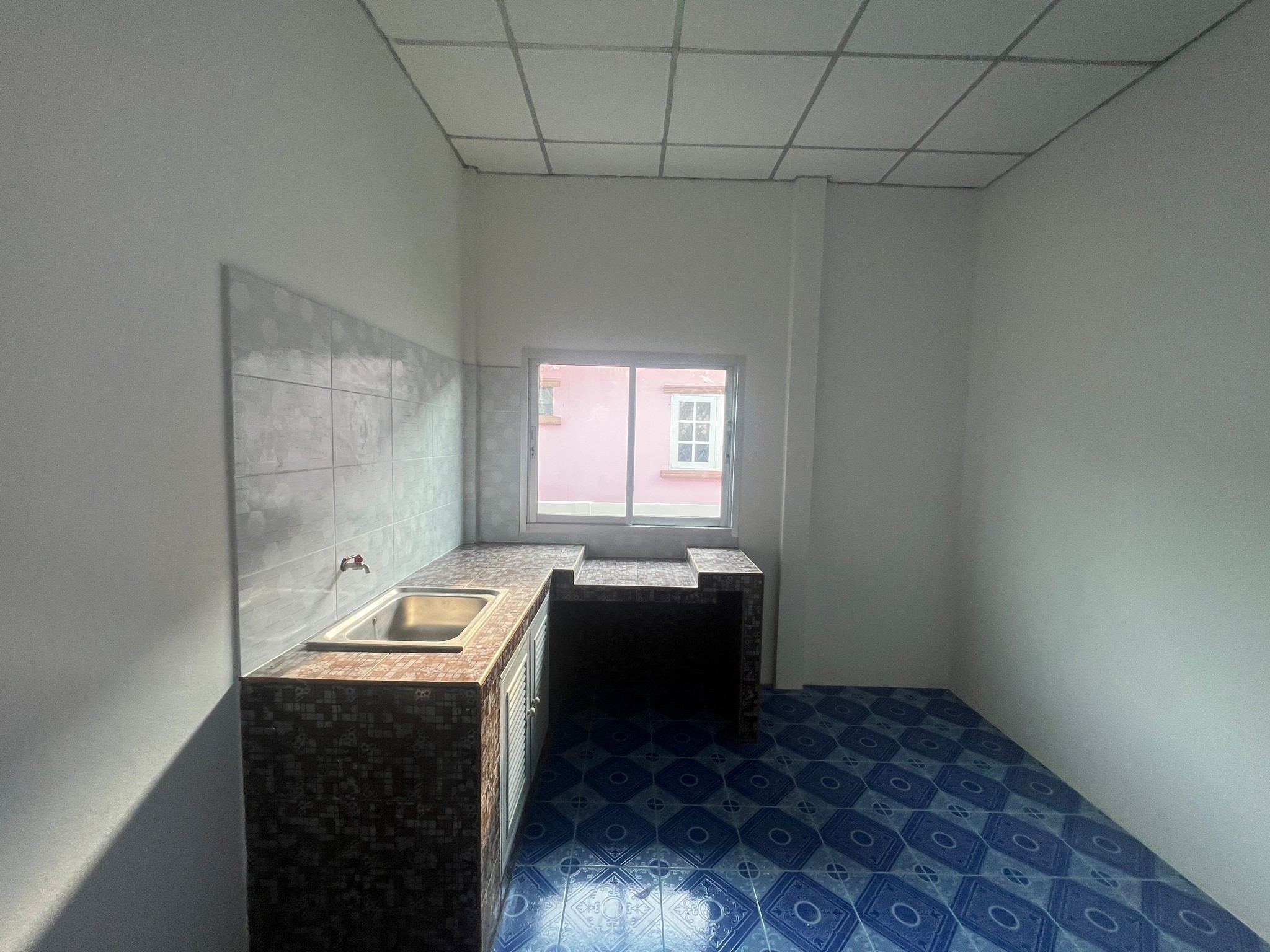 ประกาศฟรี! ซื้อ-ขาย-เช่า คอนโด บ้าน ทาวน์โฮม ที่ดิน และพื้นที่เชิงพาณิชย์ทั่วประเทศไทย ทุกทำเล ทุกงบประมาณ ไม่มีค่าใช้จ่าย ลงง่าย ขายไว เข้าถึงผู้ซื้อโดยตรง 4 247770pic3.jpg