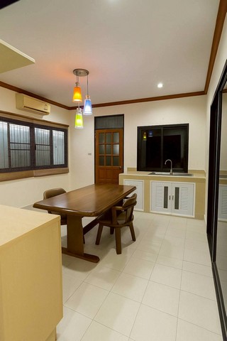 ประกาศฟรี! ซื้อ-ขาย-เช่า คอนโด บ้าน ทาวน์โฮม ที่ดิน และพื้นที่เชิงพาณิชย์ทั่วประเทศไทย ทุกทำเล ทุกงบประมาณ ไม่มีค่าใช้จ่าย ลงง่าย ขายไว เข้าถึงผู้ซื้อโดยตรง 5 313610pic4.jpg