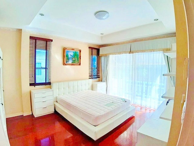 ประกาศฟรี! ซื้อ-ขาย-เช่า คอนโด บ้าน ทาวน์โฮม ที่ดิน และพื้นที่เชิงพาณิชย์ทั่วประเทศไทย ทุกทำเล ทุกงบประมาณ ไม่มีค่าใช้จ่าย ลงง่าย ขายไว เข้าถึงผู้ซื้อโดยตรง 5 248560pic4.jpg