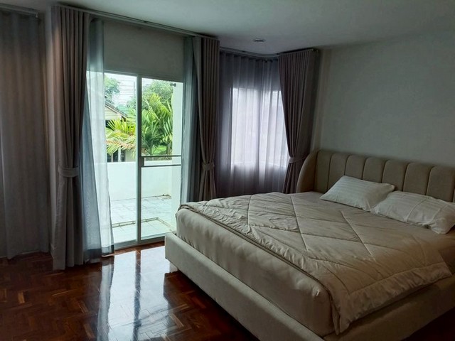 ประกาศฟรี! ซื้อ-ขาย-เช่า คอนโด บ้าน ทาวน์โฮม ที่ดิน และพื้นที่เชิงพาณิชย์ทั่วประเทศไทย ทุกทำเล ทุกงบประมาณ ไม่มีค่าใช้จ่าย ลงง่าย ขายไว เข้าถึงผู้ซื้อโดยตรง 5 248846pic4.jpg