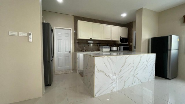 ประกาศฟรี! ซื้อ-ขาย-เช่า คอนโด บ้าน ทาวน์โฮม ที่ดิน และพื้นที่เชิงพาณิชย์ทั่วประเทศไทย ทุกทำเล ทุกงบประมาณ ไม่มีค่าใช้จ่าย ลงง่าย ขายไว เข้าถึงผู้ซื้อโดยตรง 4 510615pic3.jpg