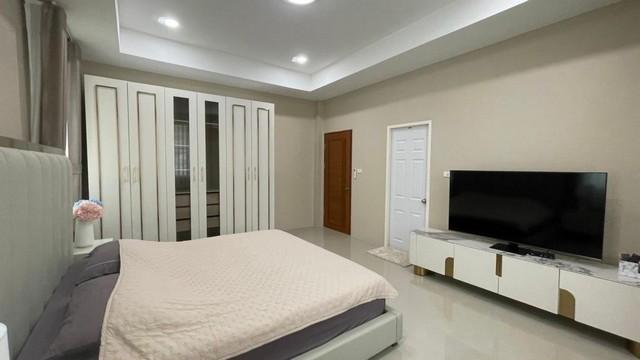 ประกาศฟรี! ซื้อ-ขาย-เช่า คอนโด บ้าน ทาวน์โฮม ที่ดิน และพื้นที่เชิงพาณิชย์ทั่วประเทศไทย ทุกทำเล ทุกงบประมาณ ไม่มีค่าใช้จ่าย ลงง่าย ขายไว เข้าถึงผู้ซื้อโดยตรง 5 510615pic4.jpg