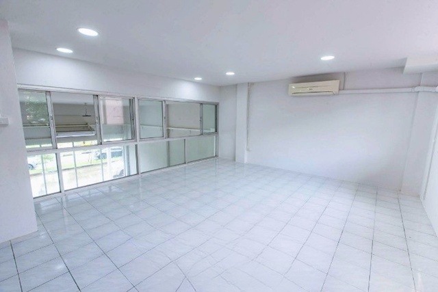 ประกาศฟรี! ซื้อ-ขาย-เช่า คอนโด บ้าน ทาวน์โฮม ที่ดิน และพื้นที่เชิงพาณิชย์ทั่วประเทศไทย ทุกทำเล ทุกงบประมาณ ไม่มีค่าใช้จ่าย ลงง่าย ขายไว เข้าถึงผู้ซื้อโดยตรง 5 248552pic4.jpg