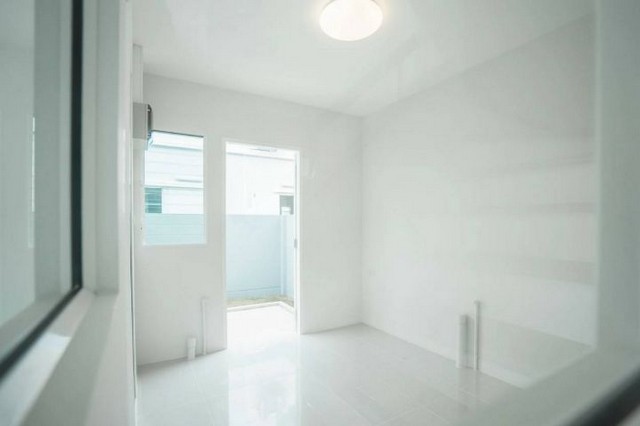 ประกาศฟรี! ซื้อ-ขาย-เช่า คอนโด บ้าน ทาวน์โฮม ที่ดิน และพื้นที่เชิงพาณิชย์ทั่วประเทศไทย ทุกทำเล ทุกงบประมาณ ไม่มีค่าใช้จ่าย ลงง่าย ขายไว เข้าถึงผู้ซื้อโดยตรง 4 164831pic3.jpg