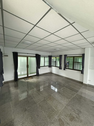 ประกาศฟรี! ซื้อ-ขาย-เช่า คอนโด บ้าน ทาวน์โฮม ที่ดิน และพื้นที่เชิงพาณิชย์ทั่วประเทศไทย ทุกทำเล ทุกงบประมาณ ไม่มีค่าใช้จ่าย ลงง่าย ขายไว เข้าถึงผู้ซื้อโดยตรง 5 510983pic4.jpg