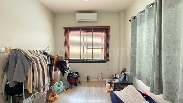 ประกาศฟรี! ซื้อ-ขาย-เช่า คอนโด บ้าน ทาวน์โฮม ที่ดิน และพื้นที่เชิงพาณิชย์ทั่วประเทศไทย ทุกทำเล ทุกงบประมาณ ไม่มีค่าใช้จ่าย ลงง่าย ขายไว เข้าถึงผู้ซื้อโดยตรง 5 237731pic4.jpg