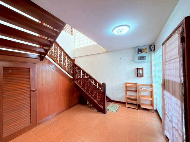 ประกาศฟรี! ซื้อ-ขาย-เช่า คอนโด บ้าน ทาวน์โฮม ที่ดิน และพื้นที่เชิงพาณิชย์ทั่วประเทศไทย ทุกทำเล ทุกงบประมาณ ไม่มีค่าใช้จ่าย ลงง่าย ขายไว เข้าถึงผู้ซื้อโดยตรง 3 313655pic2.jpg