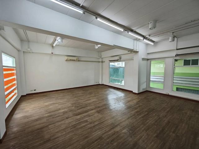 ประกาศฟรี! ซื้อ-ขาย-เช่า คอนโด บ้าน ทาวน์โฮม ที่ดิน และพื้นที่เชิงพาณิชย์ทั่วประเทศไทย ทุกทำเล ทุกงบประมาณ ไม่มีค่าใช้จ่าย ลงง่าย ขายไว เข้าถึงผู้ซื้อโดยตรง 5 508816pic4.jpg