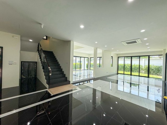 ประกาศฟรี! ซื้อ-ขาย-เช่า คอนโด บ้าน ทาวน์โฮม ที่ดิน และพื้นที่เชิงพาณิชย์ทั่วประเทศไทย ทุกทำเล ทุกงบประมาณ ไม่มีค่าใช้จ่าย ลงง่าย ขายไว เข้าถึงผู้ซื้อโดยตรง 3 295134pic2.jpg