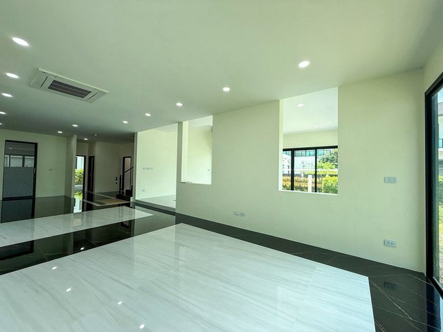 ประกาศฟรี! ซื้อ-ขาย-เช่า คอนโด บ้าน ทาวน์โฮม ที่ดิน และพื้นที่เชิงพาณิชย์ทั่วประเทศไทย ทุกทำเล ทุกงบประมาณ ไม่มีค่าใช้จ่าย ลงง่าย ขายไว เข้าถึงผู้ซื้อโดยตรง 4 295134pic3.jpg