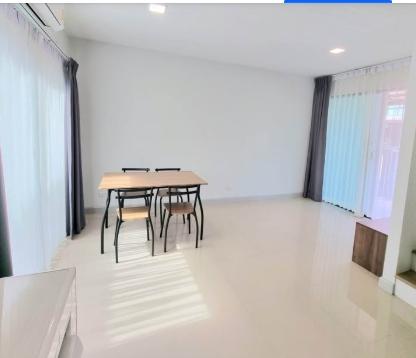 ประกาศฟรี! ซื้อ-ขาย-เช่า คอนโด บ้าน ทาวน์โฮม ที่ดิน และพื้นที่เชิงพาณิชย์ทั่วประเทศไทย ทุกทำเล ทุกงบประมาณ ไม่มีค่าใช้จ่าย ลงง่าย ขายไว เข้าถึงผู้ซื้อโดยตรง 4 510798pic3.jpg