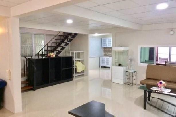 ประกาศฟรี! ซื้อ-ขาย-เช่า คอนโด บ้าน ทาวน์โฮม ที่ดิน และพื้นที่เชิงพาณิชย์ทั่วประเทศไทย ทุกทำเล ทุกงบประมาณ ไม่มีค่าใช้จ่าย ลงง่าย ขายไว เข้าถึงผู้ซื้อโดยตรง 5 510781pic4.jpg