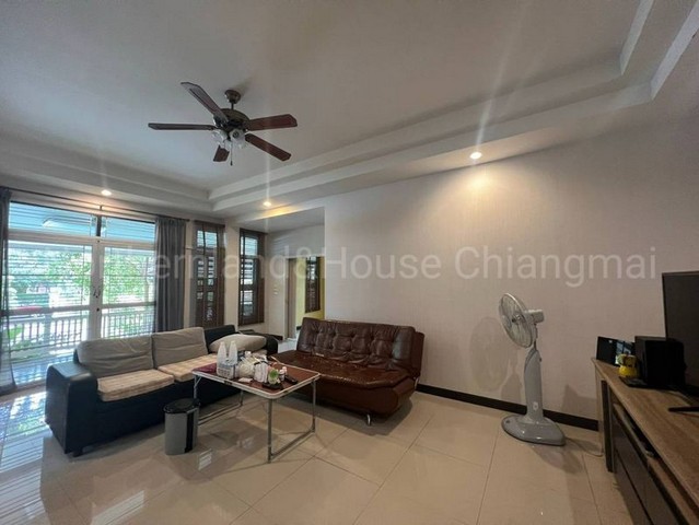 ประกาศฟรี! ซื้อ-ขาย-เช่า คอนโด บ้าน ทาวน์โฮม ที่ดิน และพื้นที่เชิงพาณิชย์ทั่วประเทศไทย ทุกทำเล ทุกงบประมาณ ไม่มีค่าใช้จ่าย ลงง่าย ขายไว เข้าถึงผู้ซื้อโดยตรง 5 248920pic4.jpg