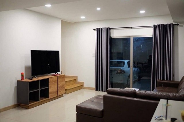 ประกาศฟรี! ซื้อ-ขาย-เช่า คอนโด บ้าน ทาวน์โฮม ที่ดิน และพื้นที่เชิงพาณิชย์ทั่วประเทศไทย ทุกทำเล ทุกงบประมาณ ไม่มีค่าใช้จ่าย ลงง่าย ขายไว เข้าถึงผู้ซื้อโดยตรง 3 313690pic2.jpg