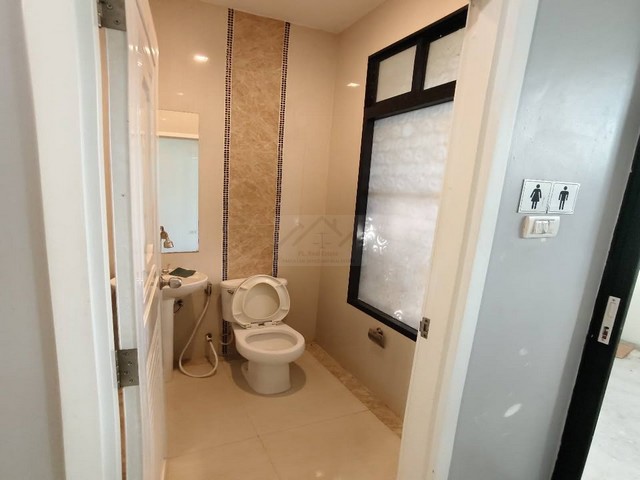 ประกาศฟรี! ซื้อ-ขาย-เช่า คอนโด บ้าน ทาวน์โฮม ที่ดิน และพื้นที่เชิงพาณิชย์ทั่วประเทศไทย ทุกทำเล ทุกงบประมาณ ไม่มีค่าใช้จ่าย ลงง่าย ขายไว เข้าถึงผู้ซื้อโดยตรง 5 511282pic4.jpg