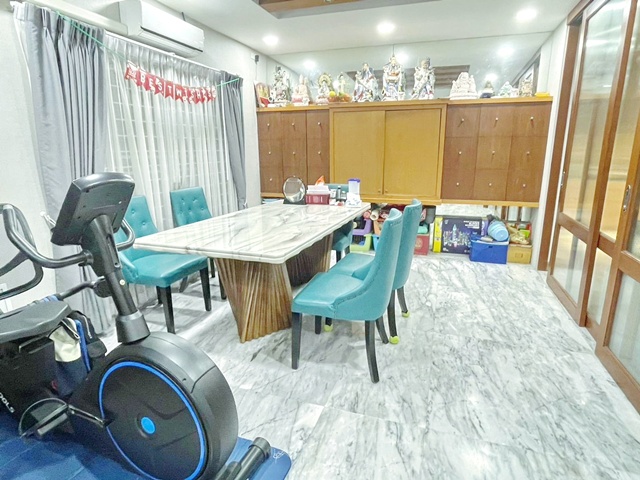 ประกาศฟรี! ซื้อ-ขาย-เช่า คอนโด บ้าน ทาวน์โฮม ที่ดิน และพื้นที่เชิงพาณิชย์ทั่วประเทศไทย ทุกทำเล ทุกงบประมาณ ไม่มีค่าใช้จ่าย ลงง่าย ขายไว เข้าถึงผู้ซื้อโดยตรง 4 248942pic3.jpg