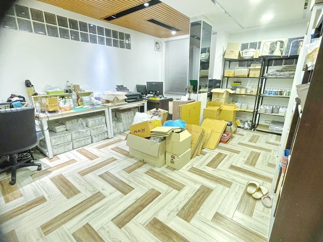 ประกาศฟรี! ซื้อ-ขาย-เช่า คอนโด บ้าน ทาวน์โฮม ที่ดิน และพื้นที่เชิงพาณิชย์ทั่วประเทศไทย ทุกทำเล ทุกงบประมาณ ไม่มีค่าใช้จ่าย ลงง่าย ขายไว เข้าถึงผู้ซื้อโดยตรง 5 248942pic4.jpg