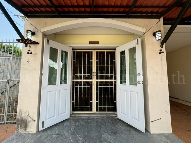 ประกาศฟรี! ซื้อ-ขาย-เช่า คอนโด บ้าน ทาวน์โฮม ที่ดิน และพื้นที่เชิงพาณิชย์ทั่วประเทศไทย ทุกทำเล ทุกงบประมาณ ไม่มีค่าใช้จ่าย ลงง่าย ขายไว เข้าถึงผู้ซื้อโดยตรง 5 248965pic4.jpg