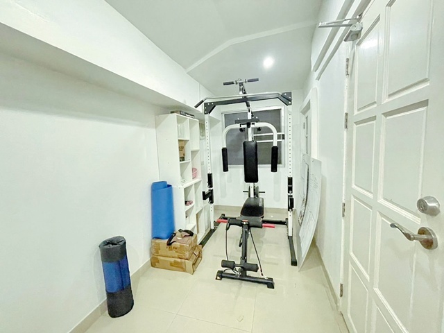 ประกาศฟรี! ซื้อ-ขาย-เช่า คอนโด บ้าน ทาวน์โฮม ที่ดิน และพื้นที่เชิงพาณิชย์ทั่วประเทศไทย ทุกทำเล ทุกงบประมาณ ไม่มีค่าใช้จ่าย ลงง่าย ขายไว เข้าถึงผู้ซื้อโดยตรง 5 248941pic4.jpg