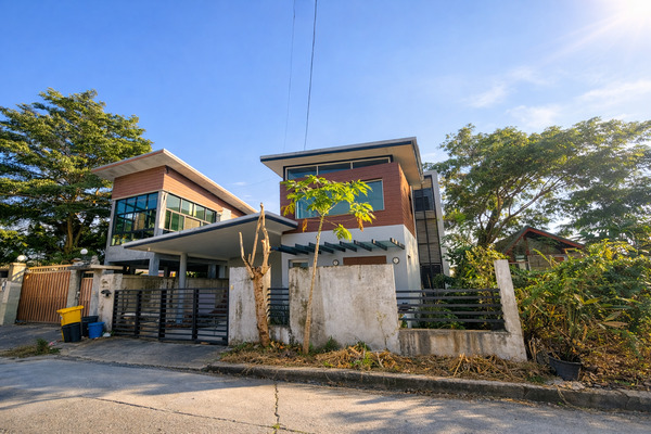 ประกาศฟรี! ซื้อ-ขาย-เช่า คอนโด บ้าน ทาวน์โฮม ที่ดิน และพื้นที่เชิงพาณิชย์ทั่วประเทศไทย ทุกทำเล ทุกงบประมาณ ไม่มีค่าใช้จ่าย ลงง่าย ขายไว เข้าถึงผู้ซื้อโดยตรง 2 511299pic1.jpg