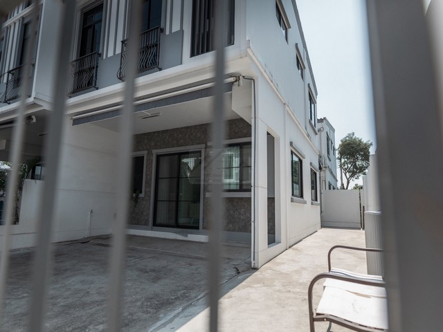 ประกาศฟรี! ซื้อ-ขาย-เช่า คอนโด บ้าน ทาวน์โฮม ที่ดิน และพื้นที่เชิงพาณิชย์ทั่วประเทศไทย ทุกทำเล ทุกงบประมาณ ไม่มีค่าใช้จ่าย ลงง่าย ขายไว เข้าถึงผู้ซื้อโดยตรง 3 511369pic2.jpg