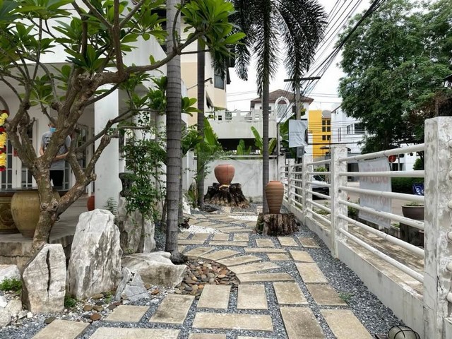 ประกาศฟรี! ซื้อ-ขาย-เช่า คอนโด บ้าน ทาวน์โฮม ที่ดิน และพื้นที่เชิงพาณิชย์ทั่วประเทศไทย ทุกทำเล ทุกงบประมาณ ไม่มีค่าใช้จ่าย ลงง่าย ขายไว เข้าถึงผู้ซื้อโดยตรง 3 511367pic2.jpg