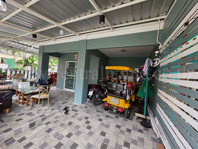 ประกาศฟรี! ซื้อ-ขาย-เช่า คอนโด บ้าน ทาวน์โฮม ที่ดิน และพื้นที่เชิงพาณิชย์ทั่วประเทศไทย ทุกทำเล ทุกงบประมาณ ไม่มีค่าใช้จ่าย ลงง่าย ขายไว เข้าถึงผู้ซื้อโดยตรง 5 287601pic4.jpg