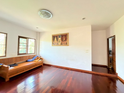 ประกาศฟรี! ซื้อ-ขาย-เช่า คอนโด บ้าน ทาวน์โฮม ที่ดิน และพื้นที่เชิงพาณิชย์ทั่วประเทศไทย ทุกทำเล ทุกงบประมาณ ไม่มีค่าใช้จ่าย ลงง่าย ขายไว เข้าถึงผู้ซื้อโดยตรง 3 293585pic2.jpg