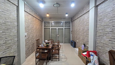 ประกาศฟรี! ซื้อ-ขาย-เช่า คอนโด บ้าน ทาวน์โฮม ที่ดิน และพื้นที่เชิงพาณิชย์ทั่วประเทศไทย ทุกทำเล ทุกงบประมาณ ไม่มีค่าใช้จ่าย ลงง่าย ขายไว เข้าถึงผู้ซื้อโดยตรง 4 293582pic3.jpg