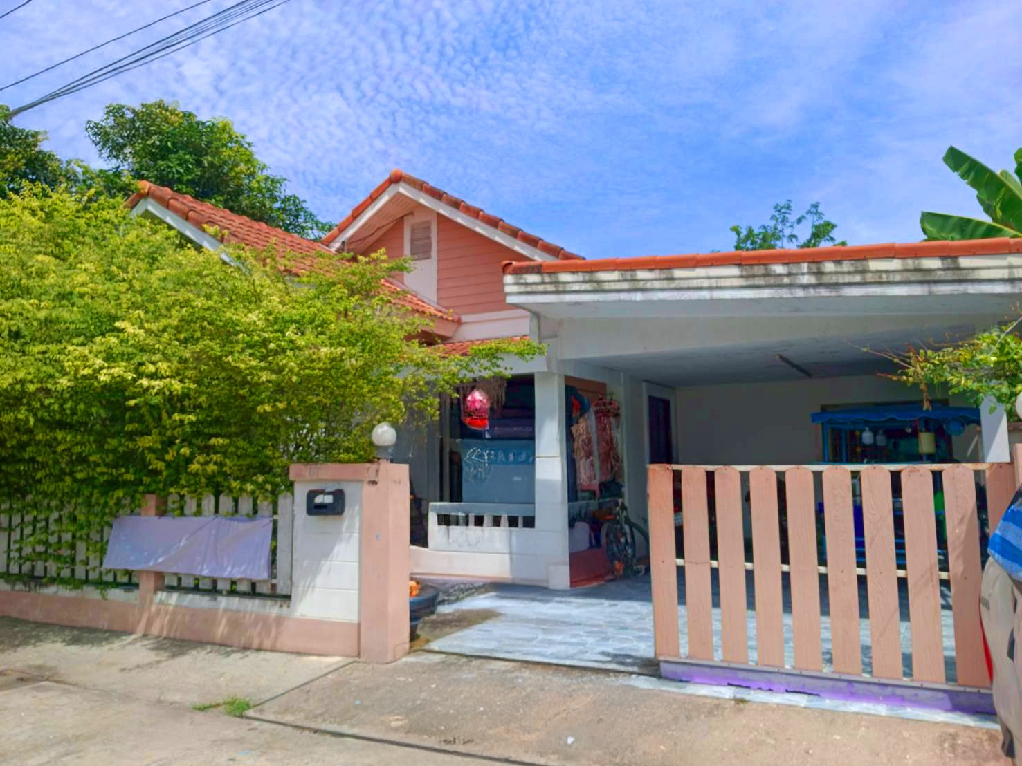 ประกาศฟรี! ซื้อ-ขาย-เช่า คอนโด บ้าน ทาวน์โฮม ที่ดิน และพื้นที่เชิงพาณิชย์ทั่วประเทศไทย ทุกทำเล ทุกงบประมาณ ไม่มีค่าใช้จ่าย ลงง่าย ขายไว เข้าถึงผู้ซื้อโดยตรง 2 247856pic1.jpg