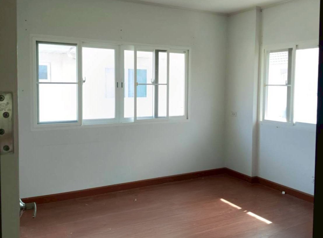 ประกาศฟรี! ซื้อ-ขาย-เช่า คอนโด บ้าน ทาวน์โฮม ที่ดิน และพื้นที่เชิงพาณิชย์ทั่วประเทศไทย ทุกทำเล ทุกงบประมาณ ไม่มีค่าใช้จ่าย ลงง่าย ขายไว เข้าถึงผู้ซื้อโดยตรง 3 247847pic2.jpg