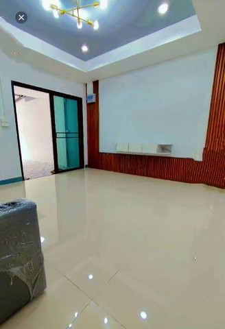 ประกาศฟรี! ซื้อ-ขาย-เช่า คอนโด บ้าน ทาวน์โฮม ที่ดิน และพื้นที่เชิงพาณิชย์ทั่วประเทศไทย ทุกทำเล ทุกงบประมาณ ไม่มีค่าใช้จ่าย ลงง่าย ขายไว เข้าถึงผู้ซื้อโดยตรง 3 247863pic2.jpg