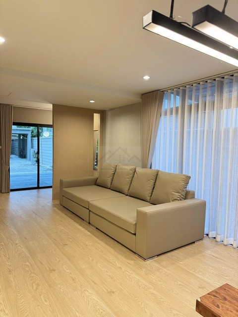 ประกาศฟรี! ซื้อ-ขาย-เช่า คอนโด บ้าน ทาวน์โฮม ที่ดิน และพื้นที่เชิงพาณิชย์ทั่วประเทศไทย ทุกทำเล ทุกงบประมาณ ไม่มีค่าใช้จ่าย ลงง่าย ขายไว เข้าถึงผู้ซื้อโดยตรง 3 511482pic2.jpg