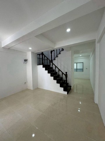 ประกาศฟรี! ซื้อ-ขาย-เช่า คอนโด บ้าน ทาวน์โฮม ที่ดิน และพื้นที่เชิงพาณิชย์ทั่วประเทศไทย ทุกทำเล ทุกงบประมาณ ไม่มีค่าใช้จ่าย ลงง่าย ขายไว เข้าถึงผู้ซื้อโดยตรง 4 295316pic3.jpg