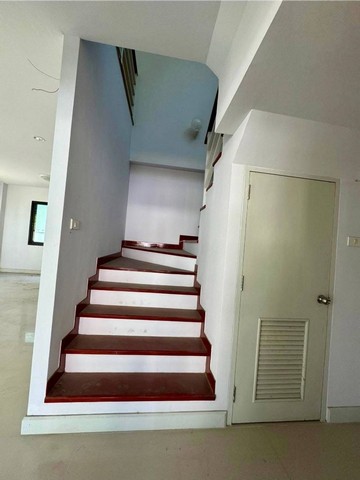 ประกาศฟรี! ซื้อ-ขาย-เช่า คอนโด บ้าน ทาวน์โฮม ที่ดิน และพื้นที่เชิงพาณิชย์ทั่วประเทศไทย ทุกทำเล ทุกงบประมาณ ไม่มีค่าใช้จ่าย ลงง่าย ขายไว เข้าถึงผู้ซื้อโดยตรง 5 295261pic4.jpg