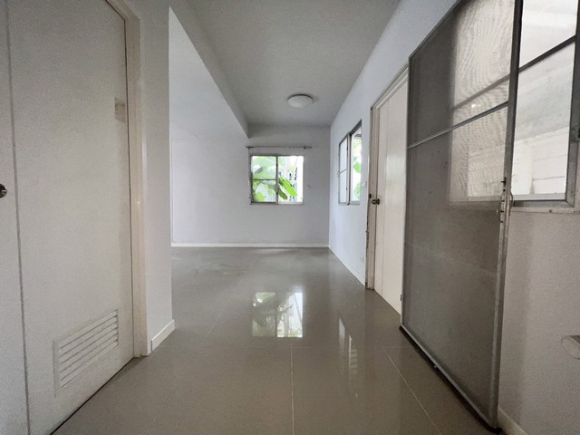 ประกาศฟรี! ซื้อ-ขาย-เช่า คอนโด บ้าน ทาวน์โฮม ที่ดิน และพื้นที่เชิงพาณิชย์ทั่วประเทศไทย ทุกทำเล ทุกงบประมาณ ไม่มีค่าใช้จ่าย ลงง่าย ขายไว เข้าถึงผู้ซื้อโดยตรง 4 249002pic3.jpg