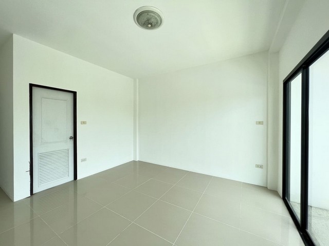 ประกาศฟรี! ซื้อ-ขาย-เช่า คอนโด บ้าน ทาวน์โฮม ที่ดิน และพื้นที่เชิงพาณิชย์ทั่วประเทศไทย ทุกทำเล ทุกงบประมาณ ไม่มีค่าใช้จ่าย ลงง่าย ขายไว เข้าถึงผู้ซื้อโดยตรง 3 248990pic2.jpg