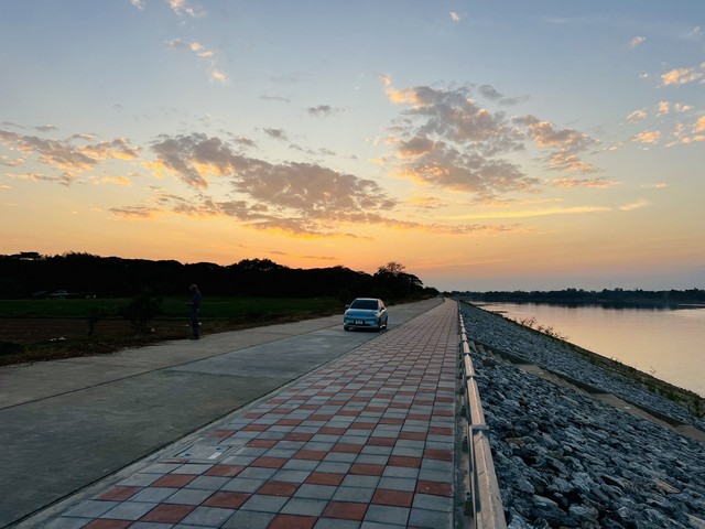 ประกาศฟรี! ซื้อ-ขาย-เช่า คอนโด บ้าน ทาวน์โฮม ที่ดิน และพื้นที่เชิงพาณิชย์ทั่วประเทศไทย ทุกทำเล ทุกงบประมาณ ไม่มีค่าใช้จ่าย ลงง่าย ขายไว เข้าถึงผู้ซื้อโดยตรง 3 511585pic2.jpg