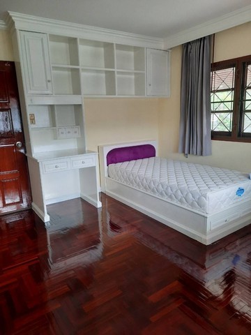 ประกาศฟรี! ซื้อ-ขาย-เช่า คอนโด บ้าน ทาวน์โฮม ที่ดิน และพื้นที่เชิงพาณิชย์ทั่วประเทศไทย ทุกทำเล ทุกงบประมาณ ไม่มีค่าใช้จ่าย ลงง่าย ขายไว เข้าถึงผู้ซื้อโดยตรง 5 273477pic4.jpg