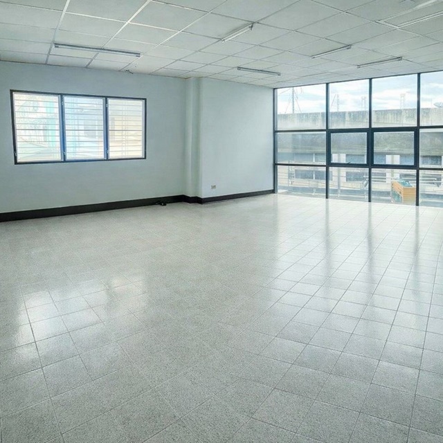 ประกาศฟรี! ซื้อ-ขาย-เช่า คอนโด บ้าน ทาวน์โฮม ที่ดิน และพื้นที่เชิงพาณิชย์ทั่วประเทศไทย ทุกทำเล ทุกงบประมาณ ไม่มีค่าใช้จ่าย ลงง่าย ขายไว เข้าถึงผู้ซื้อโดยตรง 3 313780pic2.jpg