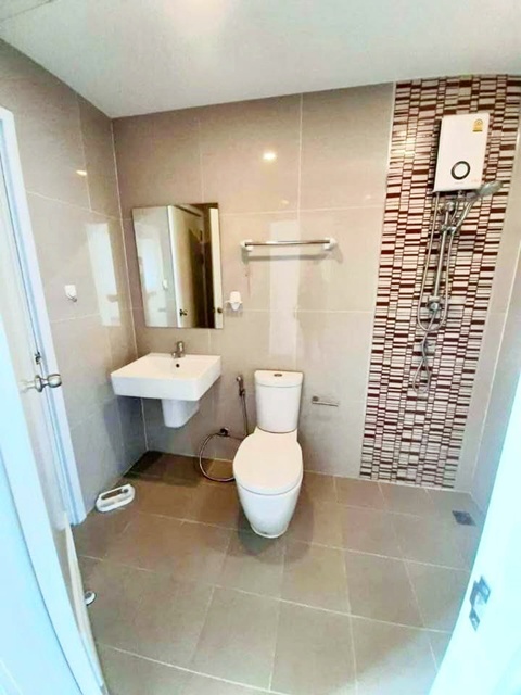 ประกาศฟรี! ซื้อ-ขาย-เช่า คอนโด บ้าน ทาวน์โฮม ที่ดิน และพื้นที่เชิงพาณิชย์ทั่วประเทศไทย ทุกทำเล ทุกงบประมาณ ไม่มีค่าใช้จ่าย ลงง่าย ขายไว เข้าถึงผู้ซื้อโดยตรง 5 313774pic4.jpg